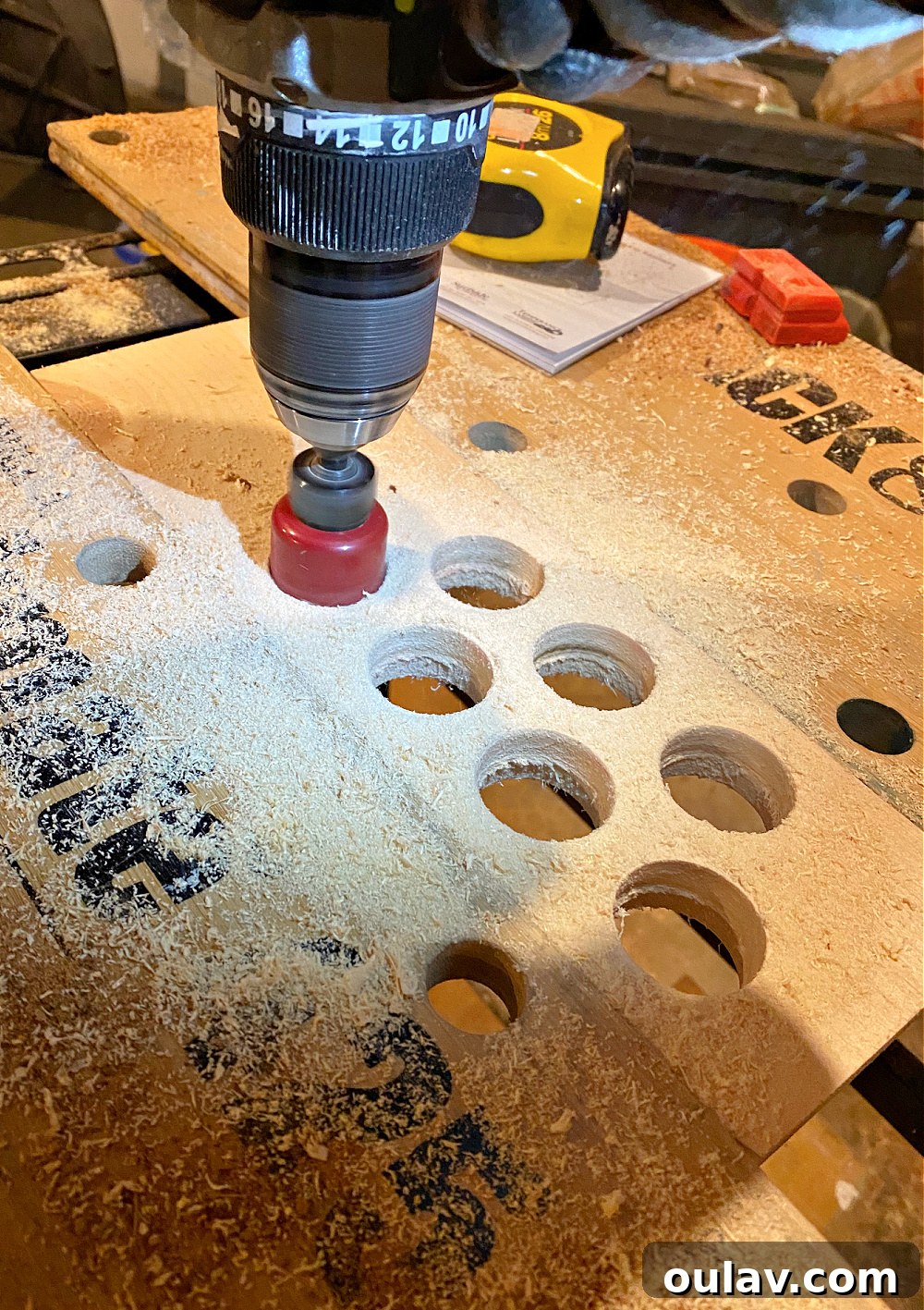 Simple Wood Egg Tray Build 18 hole saw project - Demonstrating the technique of drilling halfway through the wood, then flipping to minimize tear-out.
