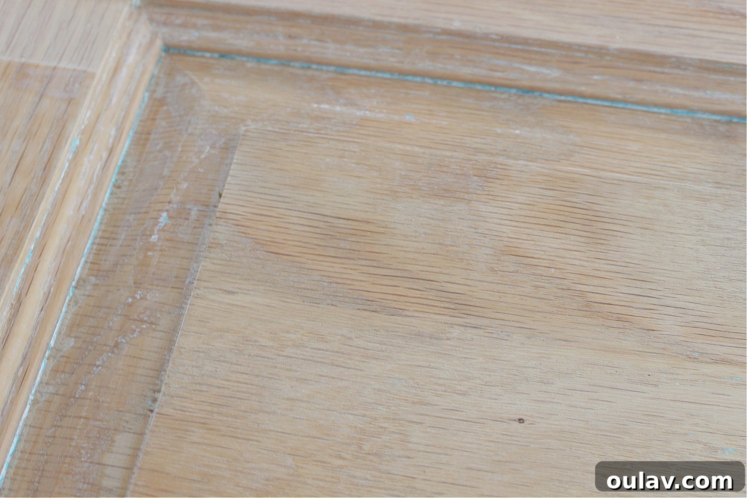 How to Easily Strip Wood Cabinets | BEST Paint and Varnish Remover - Natural Wood