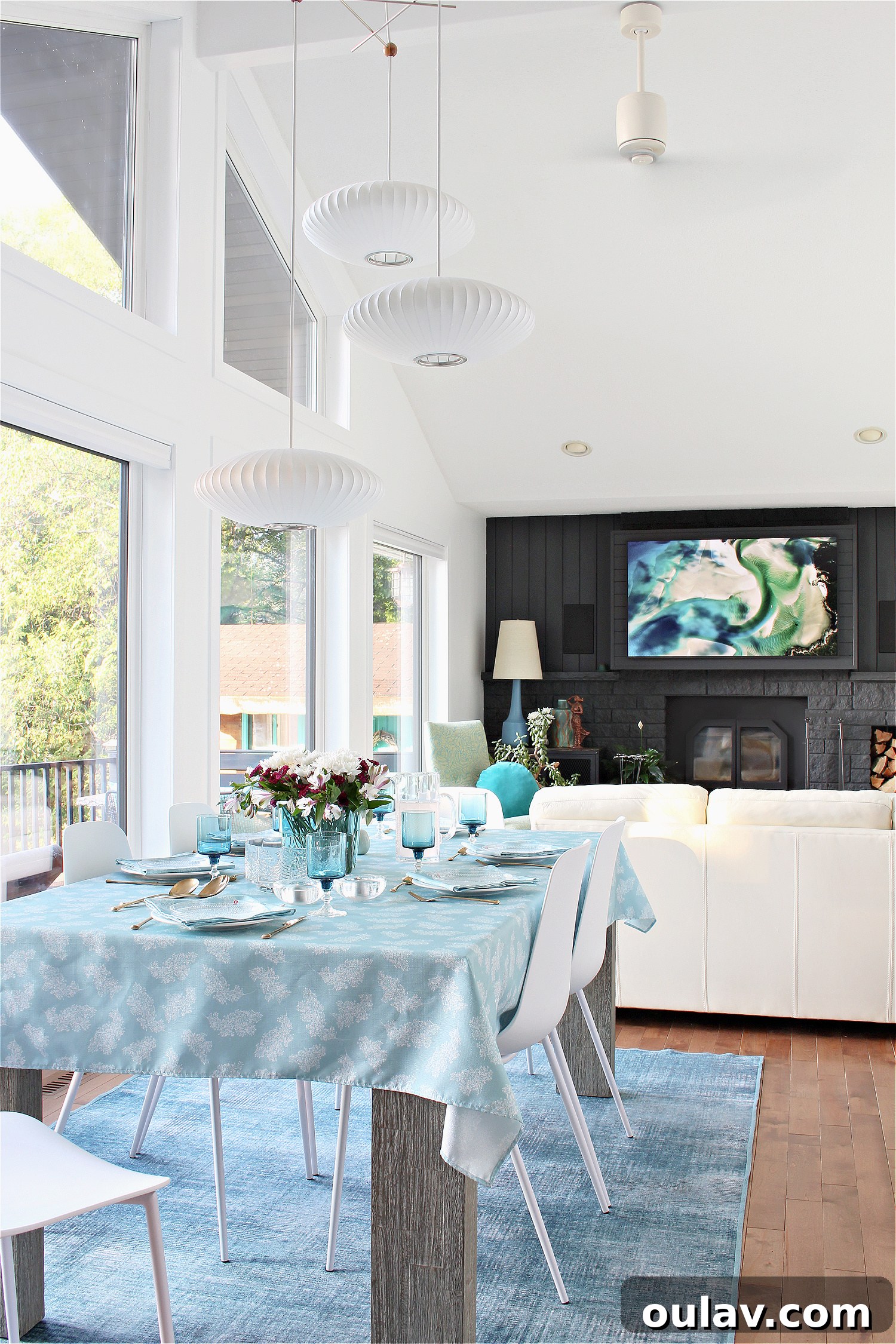 Loom and Table's Summer Dining Oasis 2 Loom & Table custom table linens creating a beautiful summer tablescape