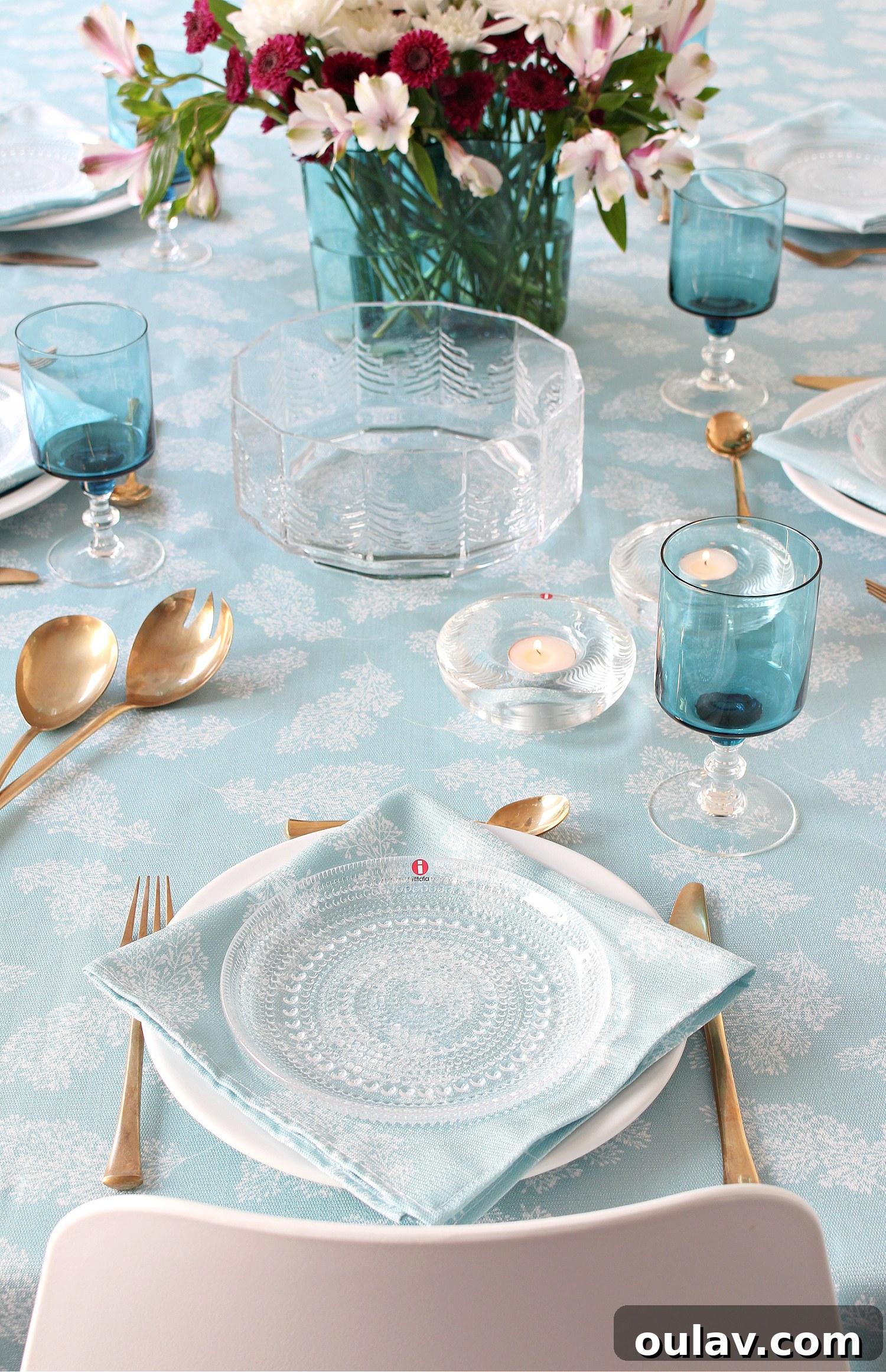 Loom and Table's Summer Dining Oasis 17 Aqua and teal tablescape with fresh flowers and vintage decor