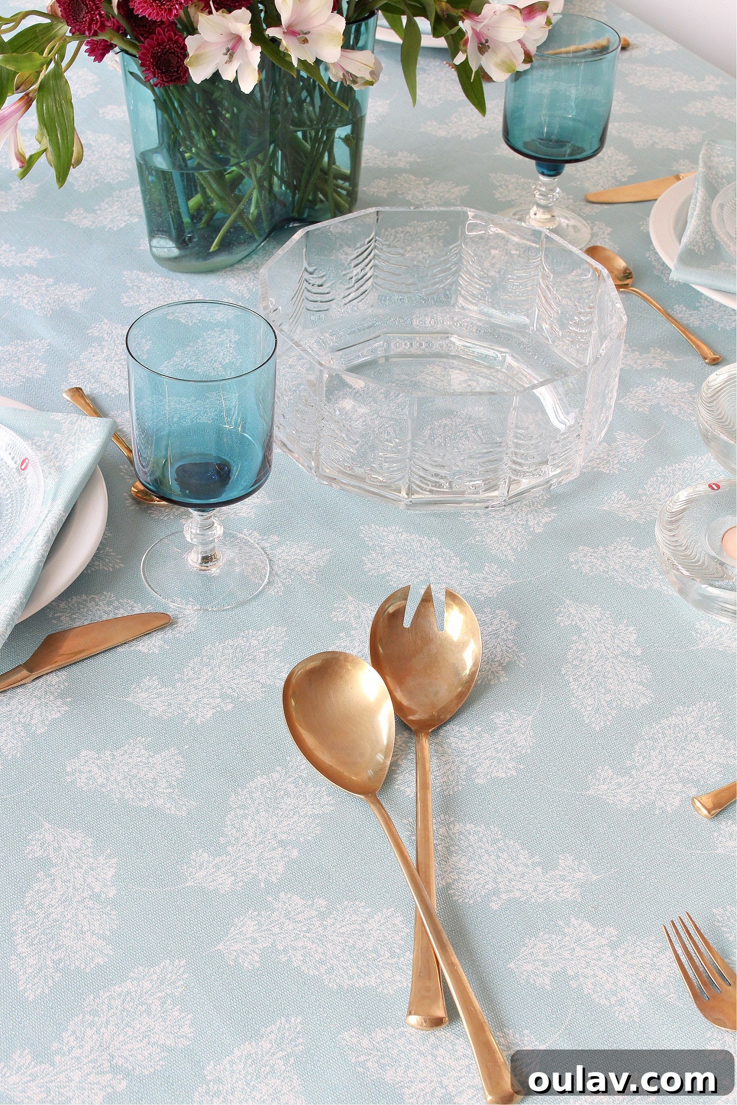 Loom and Table's Summer Dining Oasis 18 Brass salad tongs add elegance to a summer dining table