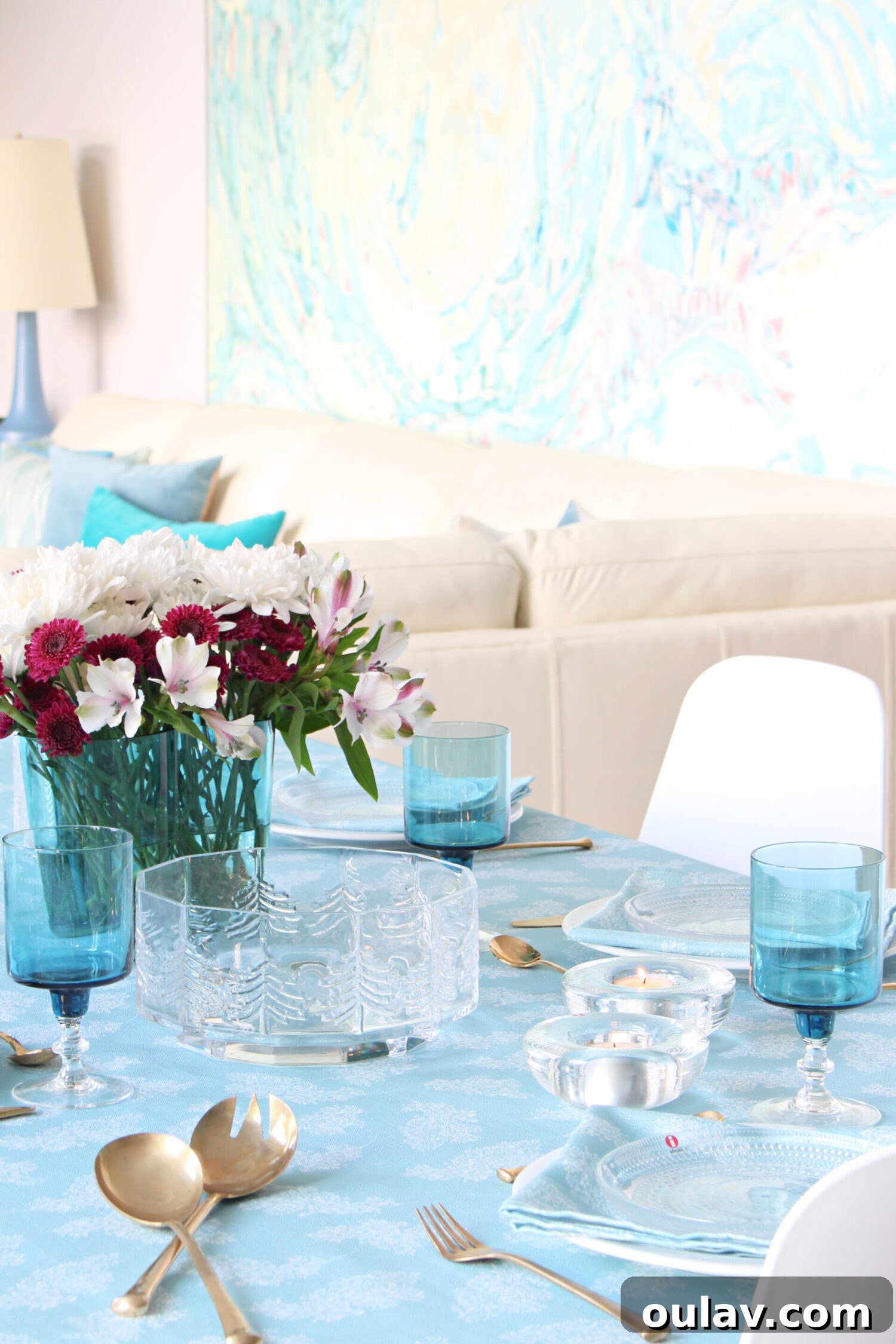 Summer tablescape featuring Loom & Table custom linens and floral accents