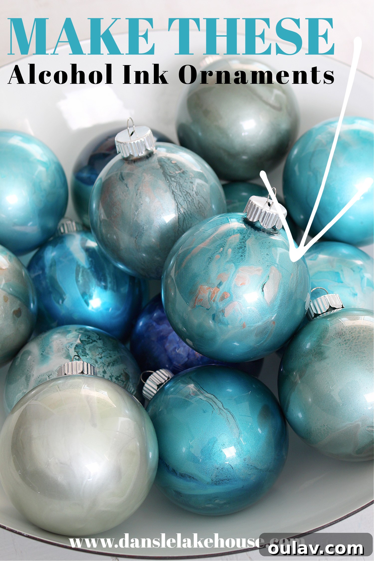 Craft Stunning Alcohol Ink Ornaments 55 Learn How to Make Alcohol Ink Ornaments for the Holidays