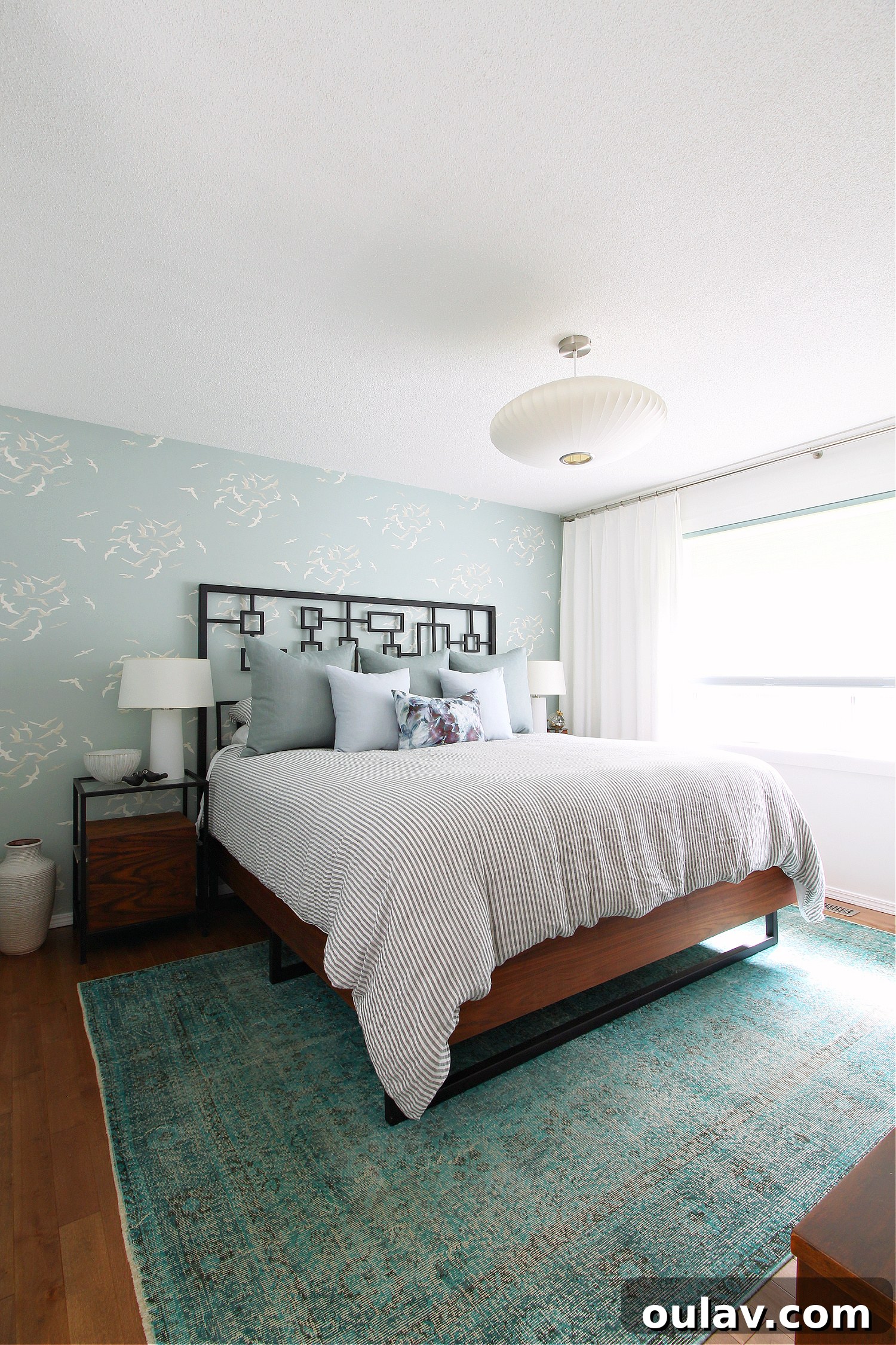 Coastal Bedroom Makeover with Seagull Wallpaper