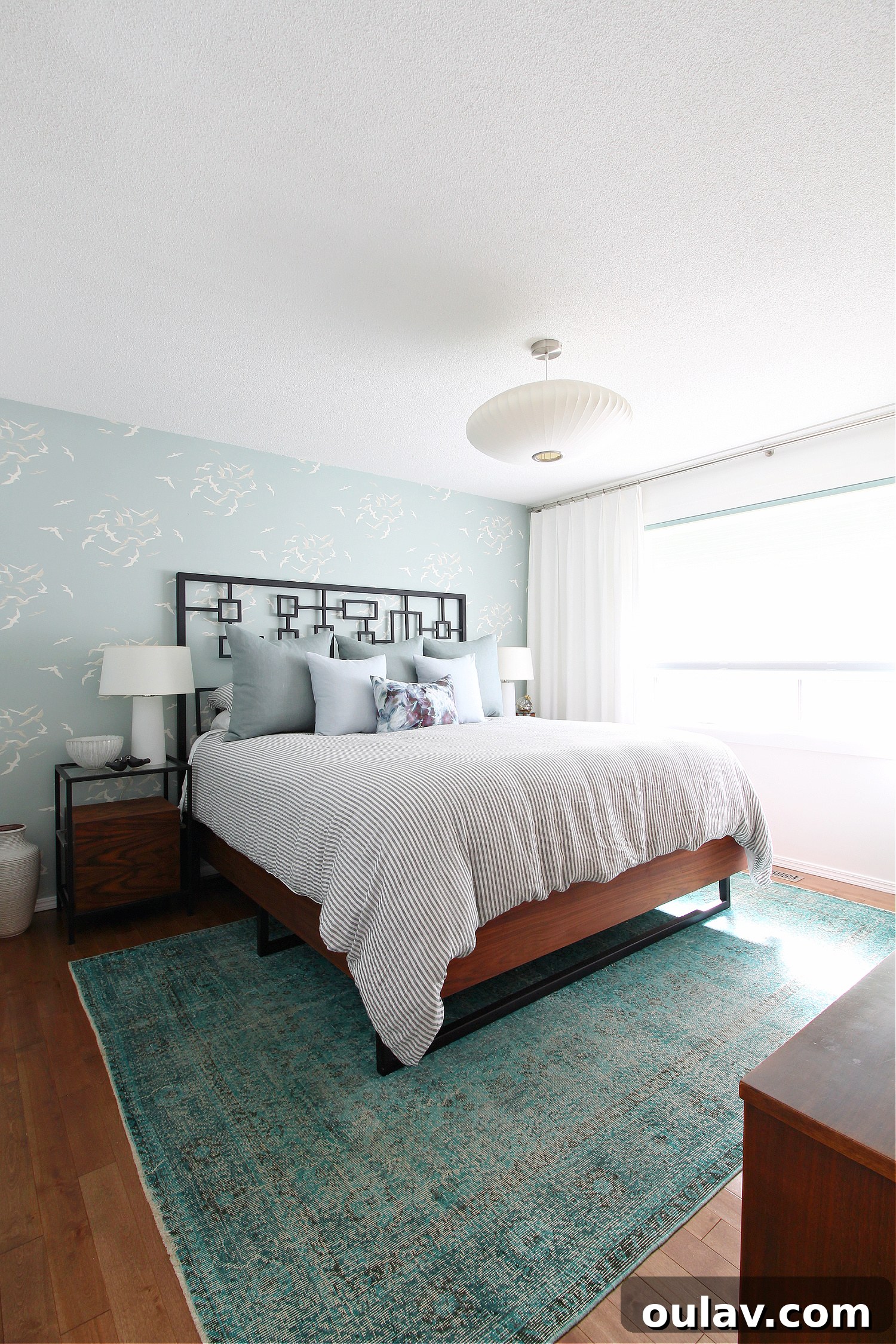 The Bedroom's Style Journey 25 Bedroom with elegant seagull wallpaper and white linen drapes, 2021