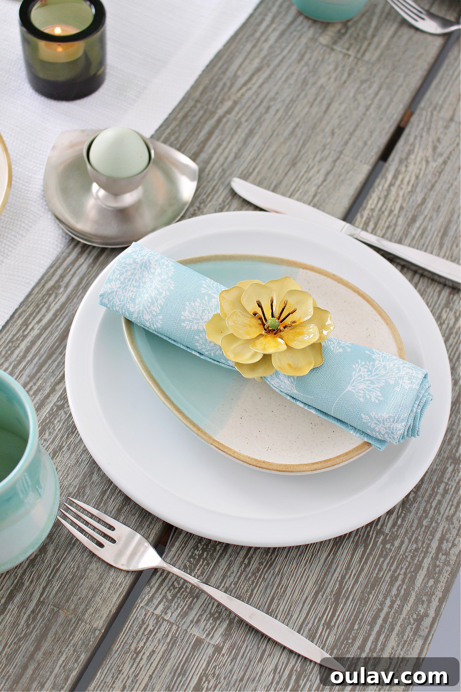 Thrifted Blooms: Vintage Charm for Your Spring Dining Room 9 Egg Shaped Plates for Spring Tablescape