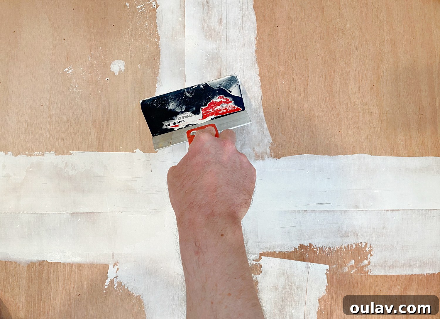 Mastering Plywood Underlayment for Flawless Vinyl Floors 20 How to Use Floor Leveller and Patch Compound for Smooth Underlayment