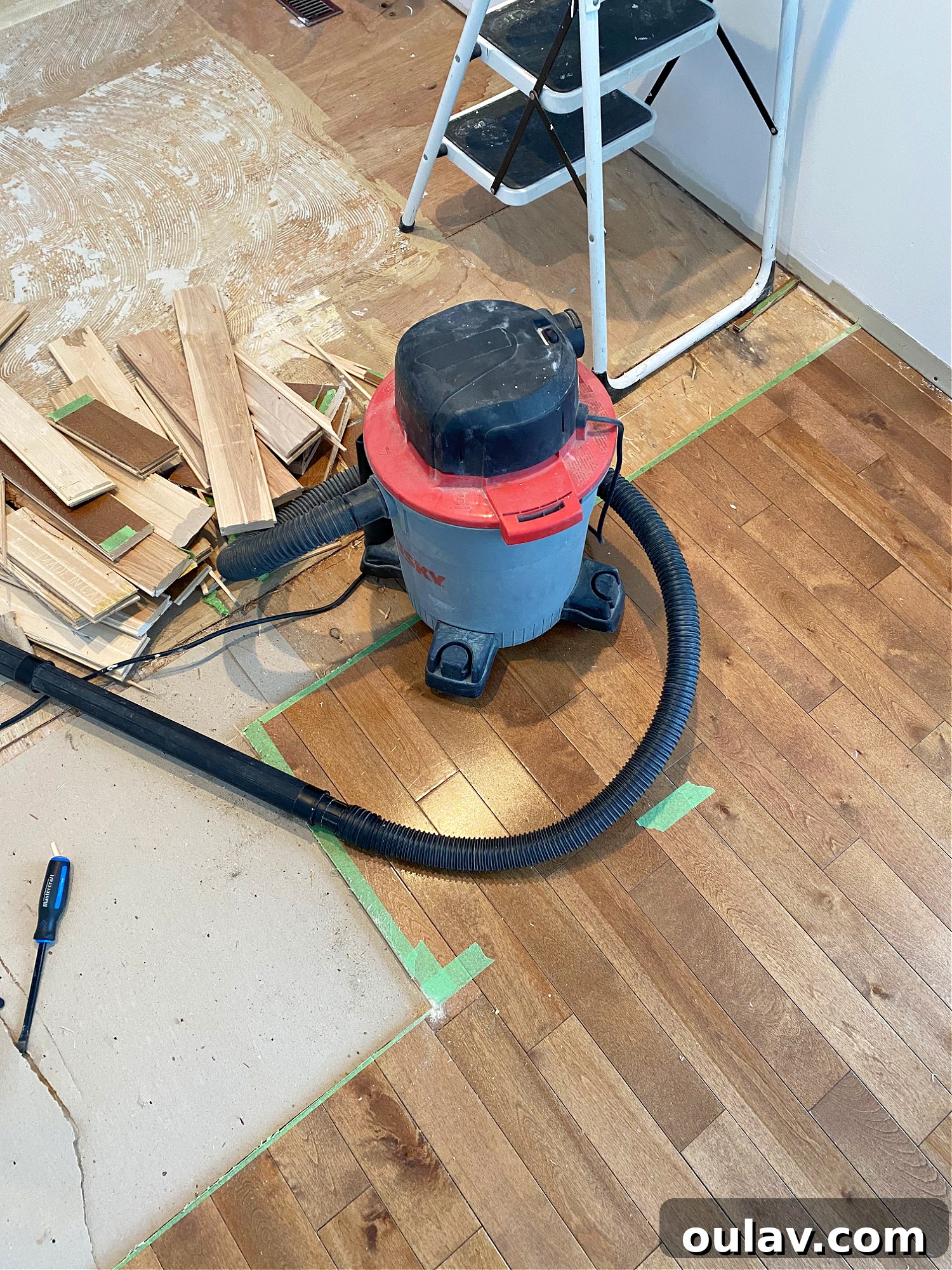 Mastering Plywood Underlayment for Flawless Vinyl Floors 9 Process of Cutting Away Hardwood Flooring for Kitchen Renovation