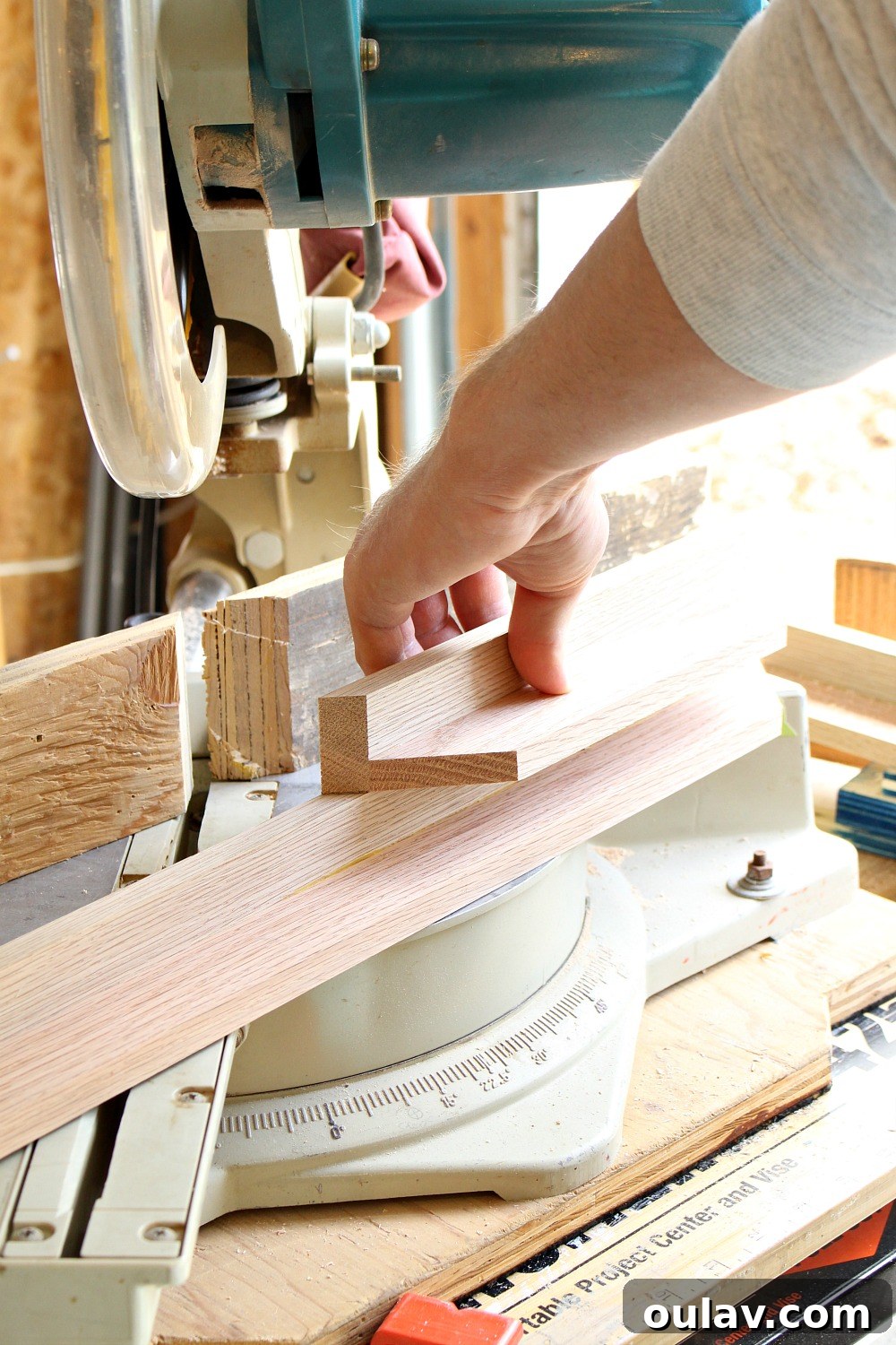 Simple Floating Frame Craft 14 Template method for cutting matching frame lengths for consistent results