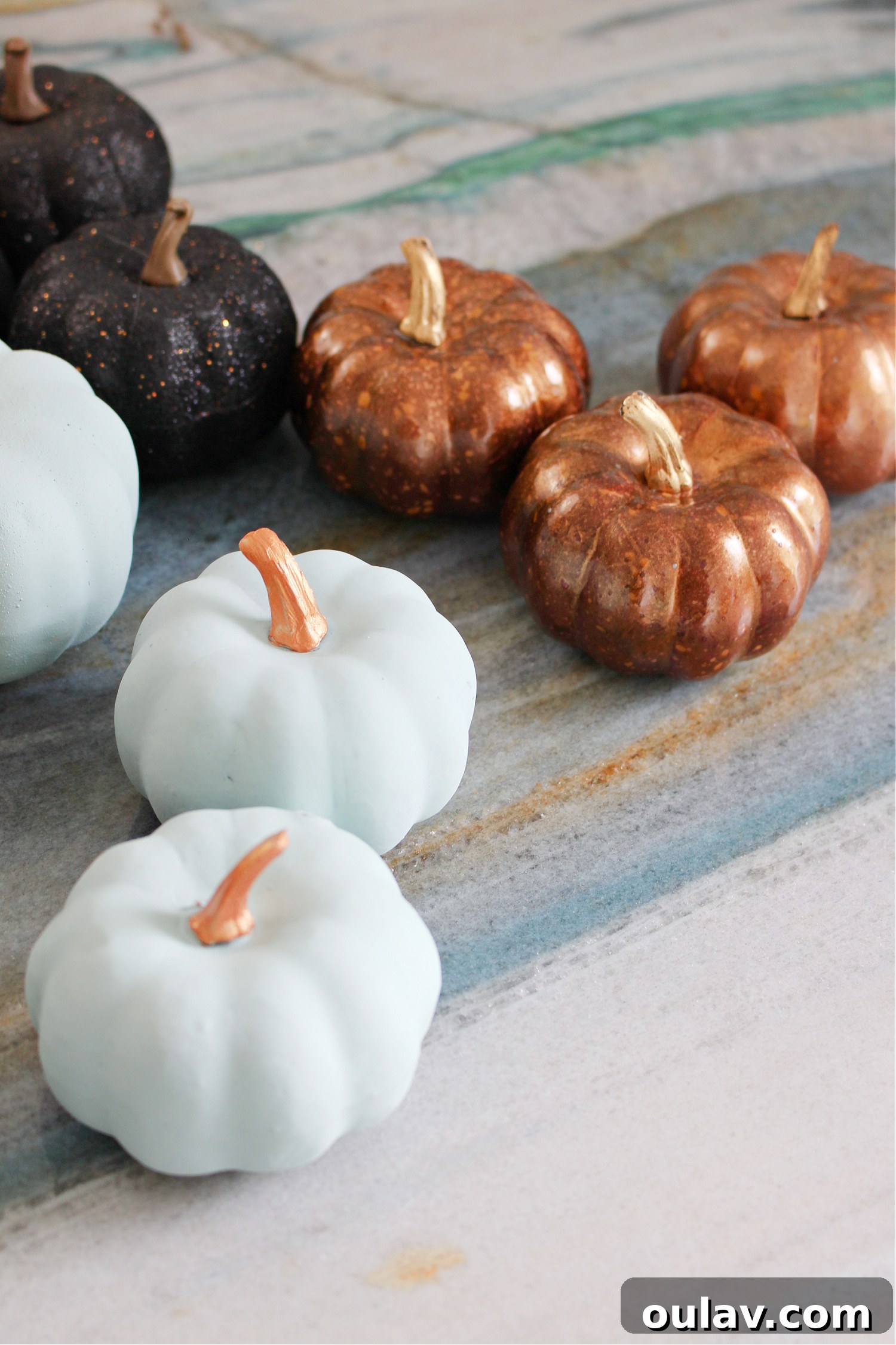 DIY Painted Mini Pumpkins