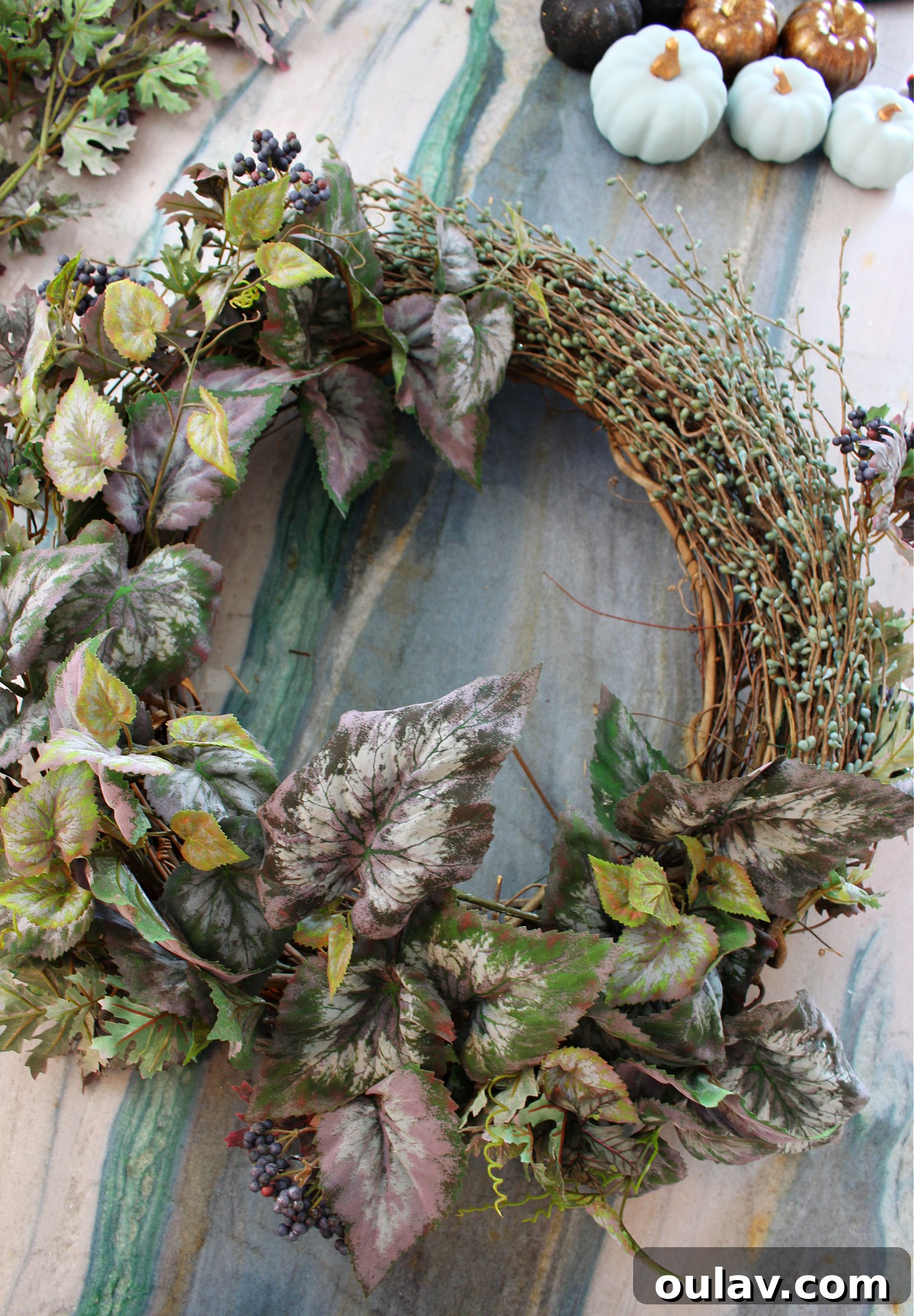 Asymmetrical Wreath DIY