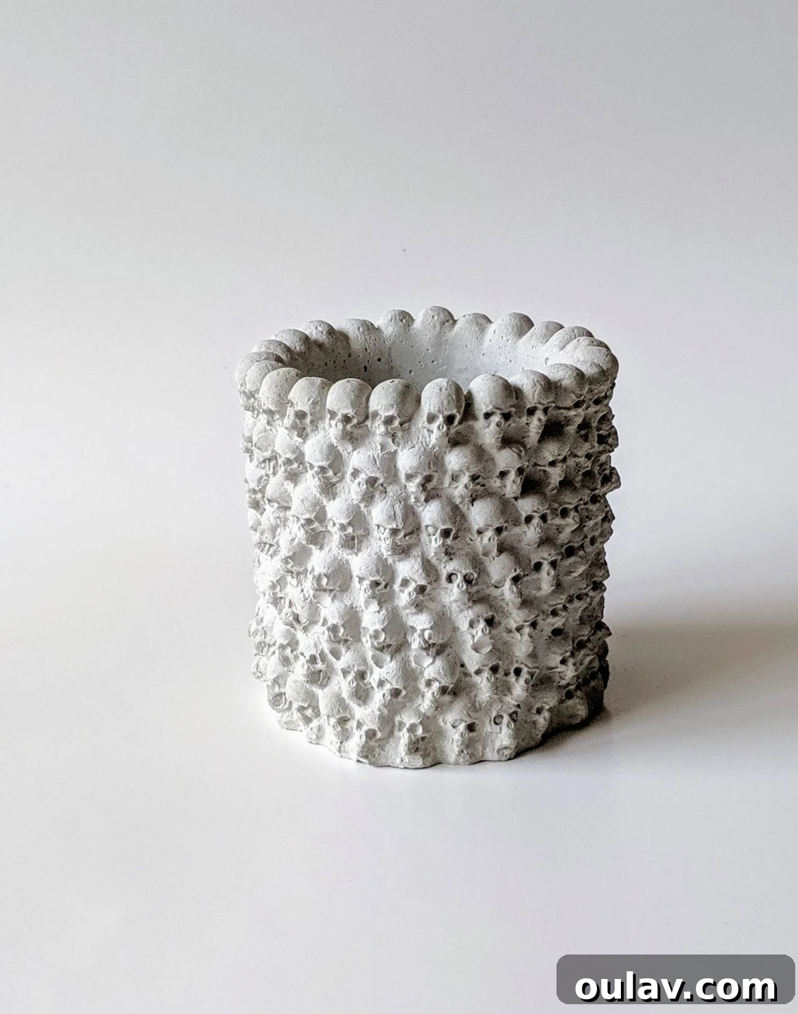 Modern Halloween Decor: DIY and Buy Smart 5 Concrete Skull Vase