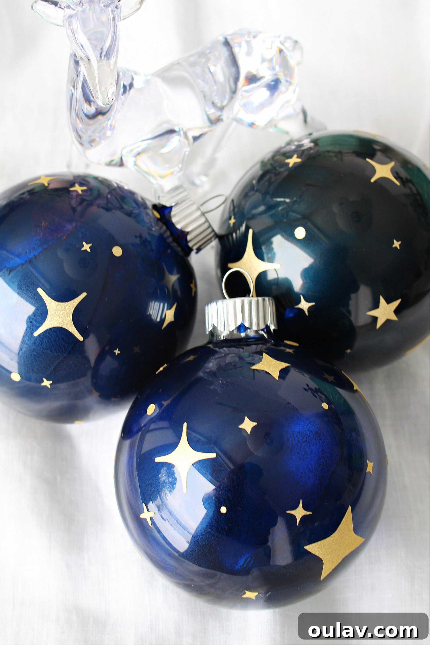 DIY Starry Night Ornament - DIY Cricut Ornament displayed beautifully