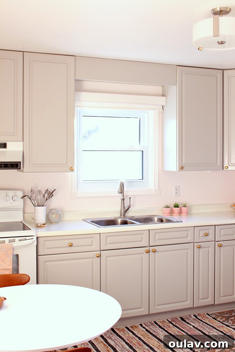 Why Mom Loves Her Pfister Tamera Pulldown Faucet 3 Budget-Friendly Pink, Grey and Gold Kitchen Makeover | Dans le Lakehouse