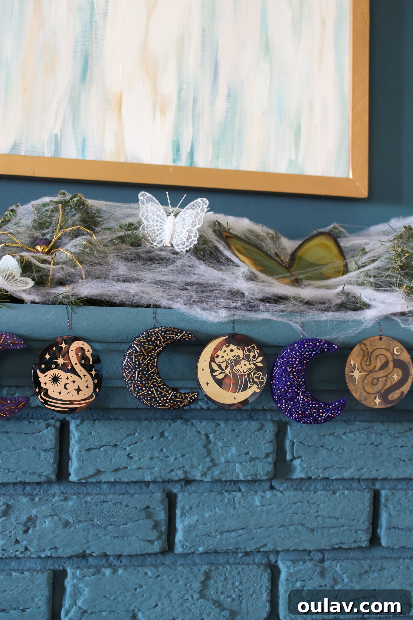 Cricut's Eerie Acrylic Disc Garland 32 How to Make a Celestial Garland