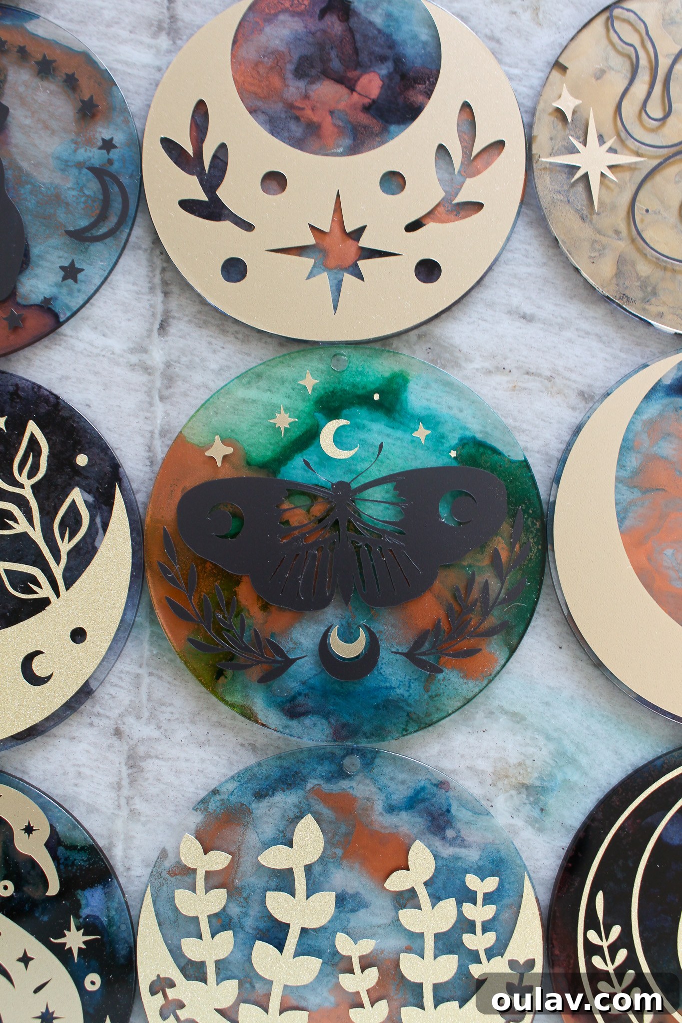 Cricut's Eerie Acrylic Disc Garland 5 What Do You Do with Acrylic Discs?