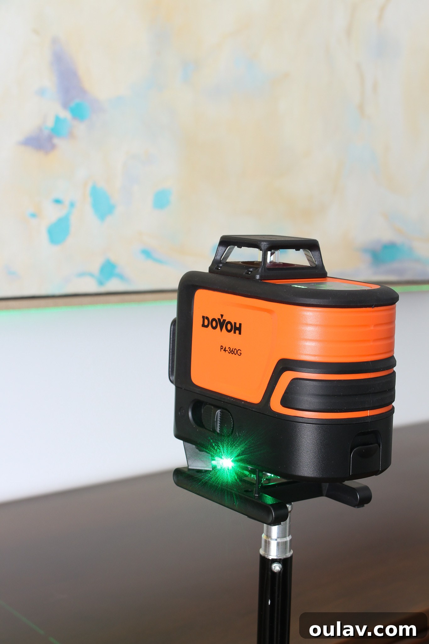 DOVOH 4D Laser Level Precision and Power Unveiled 3 DOVOH 4D Laser Level P4-360G in action
