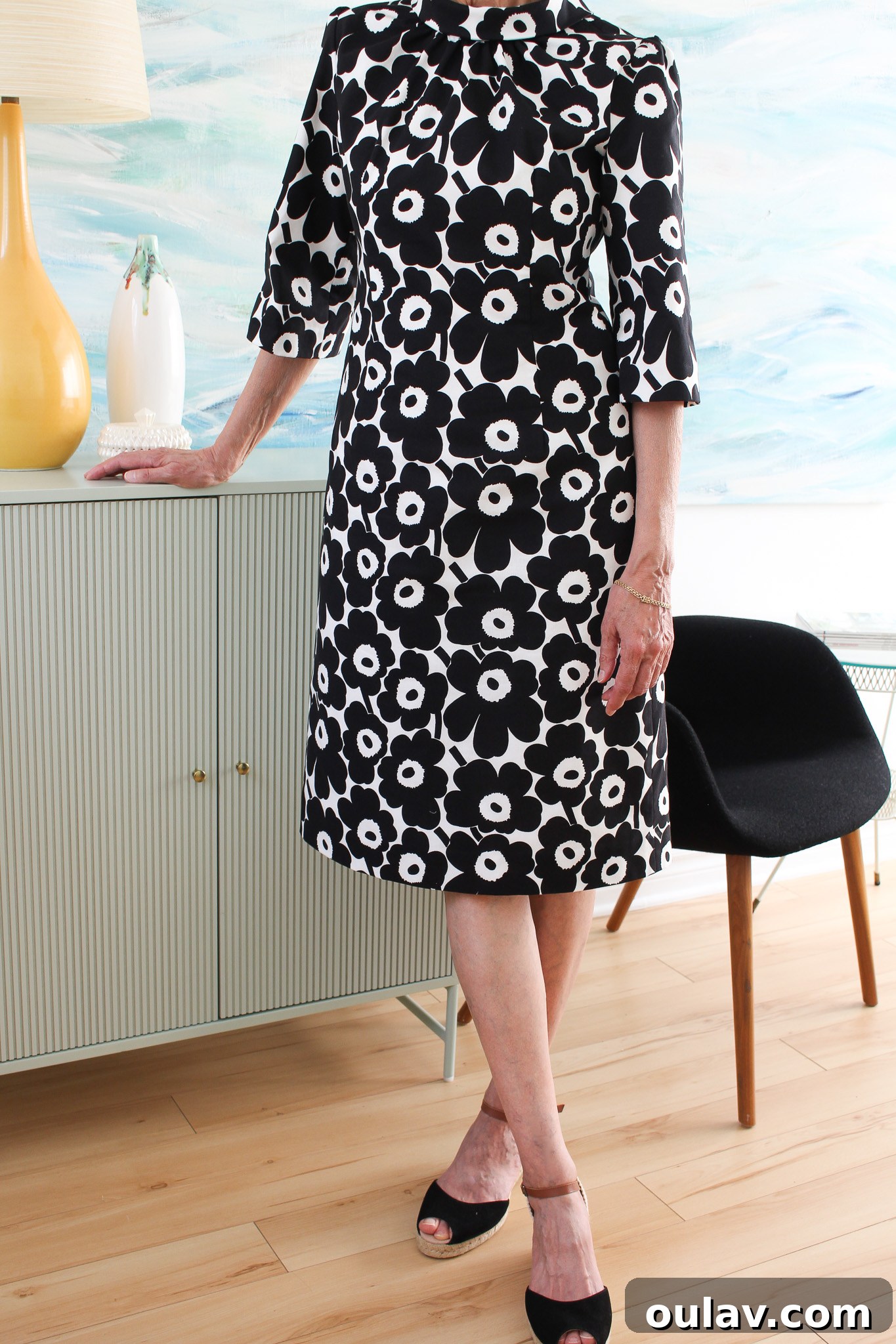 Sewing an Icon: Vintage Pattern Meets Marimekko Unikko Fabric 22 Sewing a Dress with 1960s Pattern and Marimekko Unikko Fabric - Timeless Style
