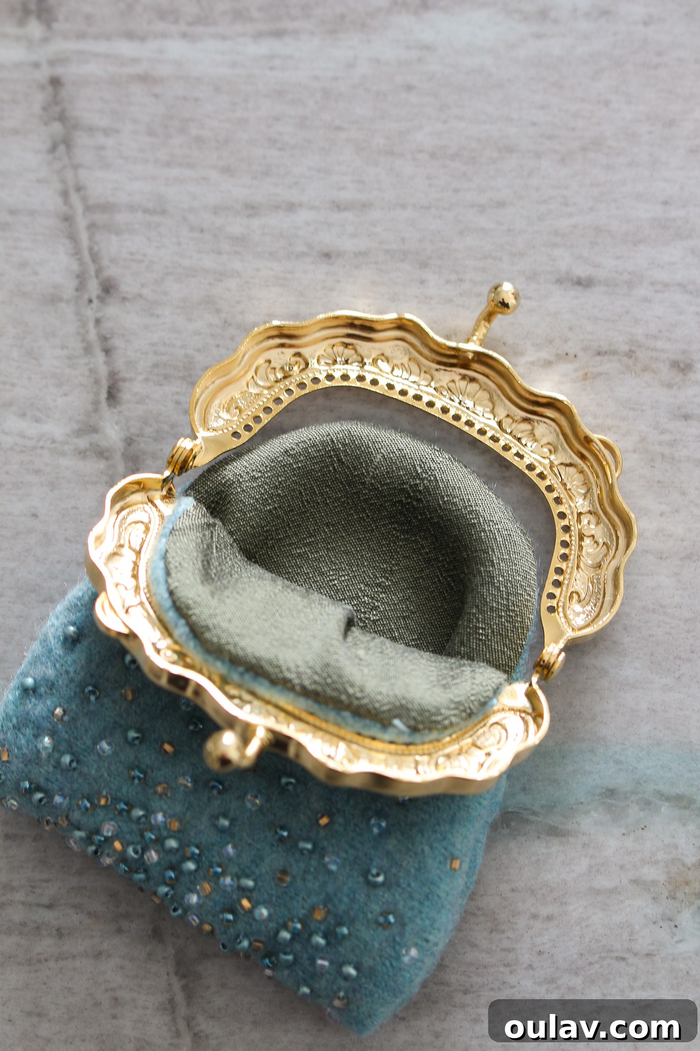 Handmade Beaded Felt Coin Purse with Vintage Clasp 15 How to Attach a Kiss Lock Clasp - Step-by-Step