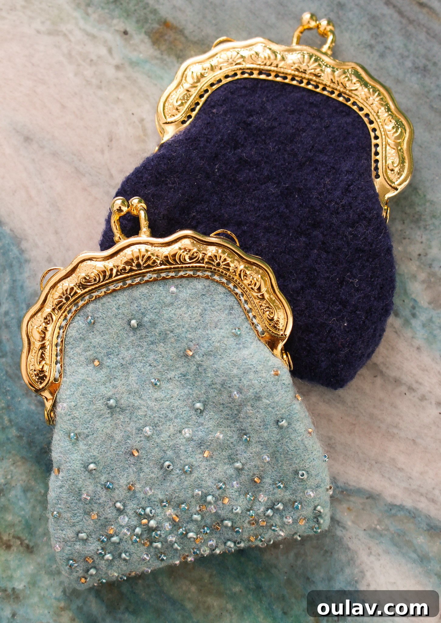 Handmade Beaded Felt Coin Purse with Vintage Clasp 19 DIY Purse with Kiss Clasp Tutorial - Versatile Design