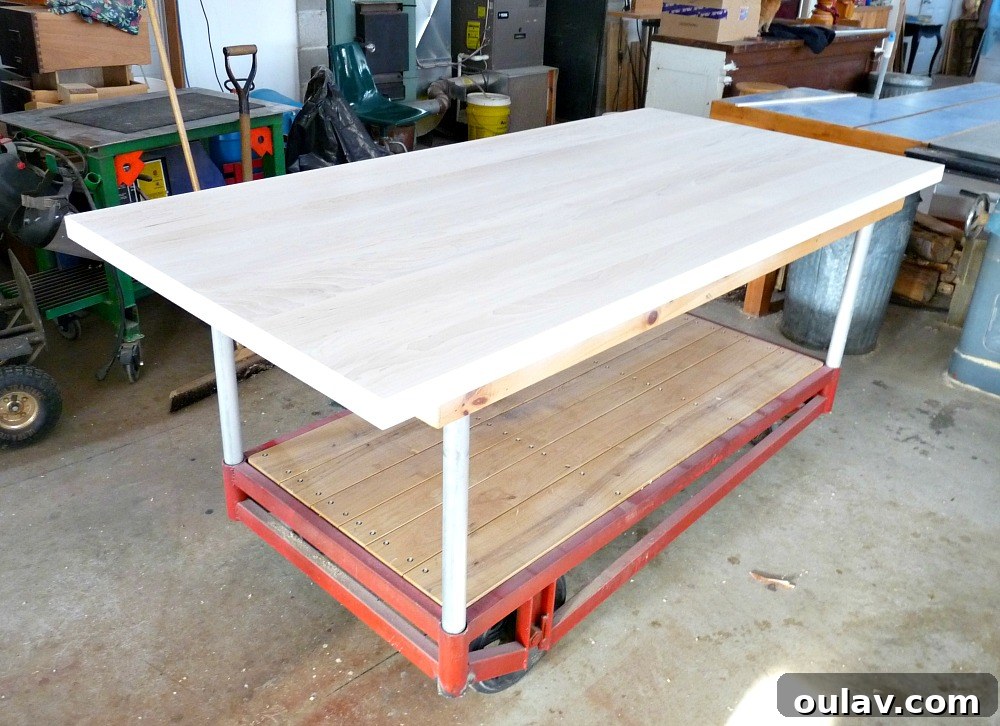 Build Your Perfect Workspace 5 DIY Desk from Butcherblock: Customizing Your Wood Workspace