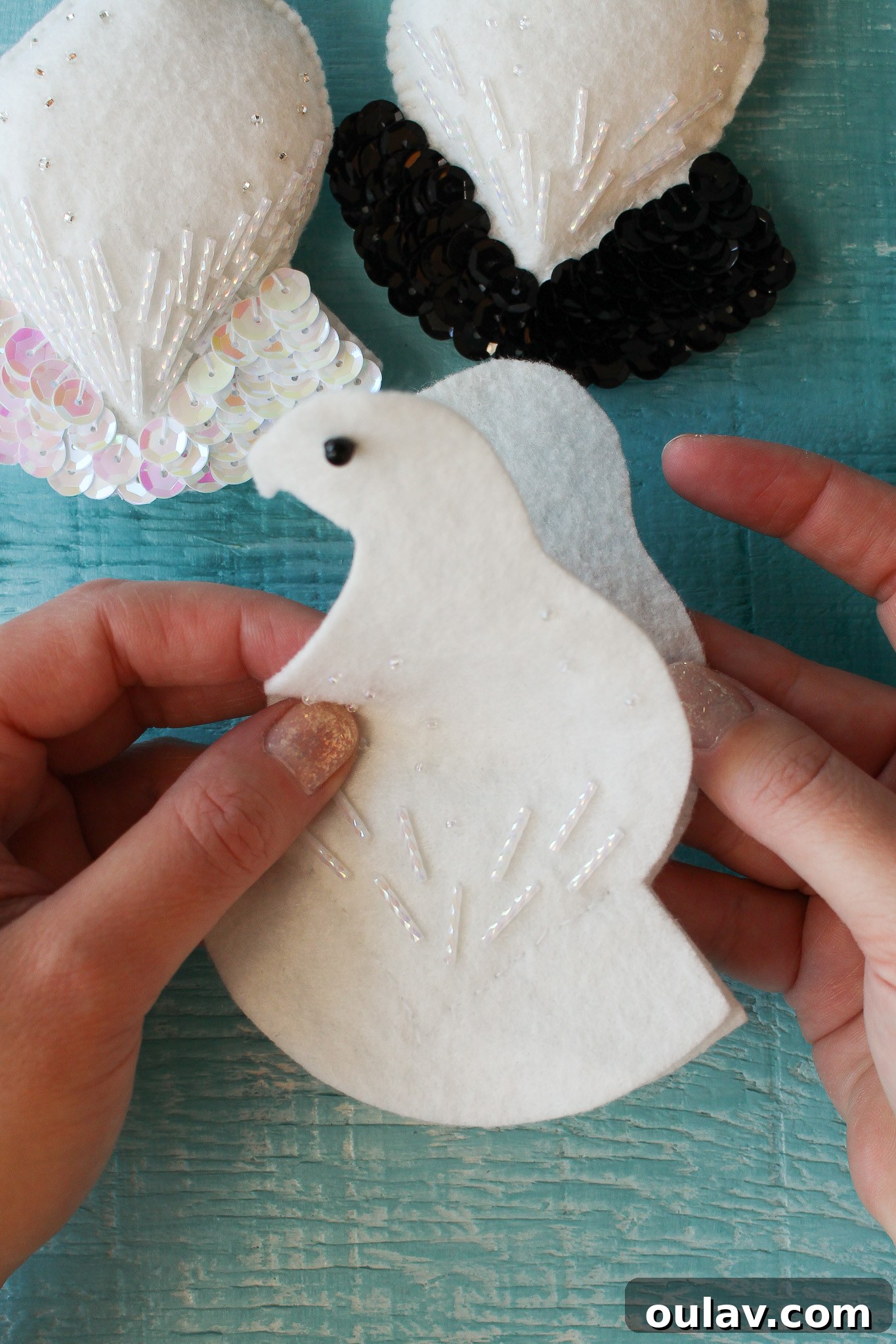 Felt Christmas Ornament Tutorial DIY - Clean felt after rinsing stabilizer