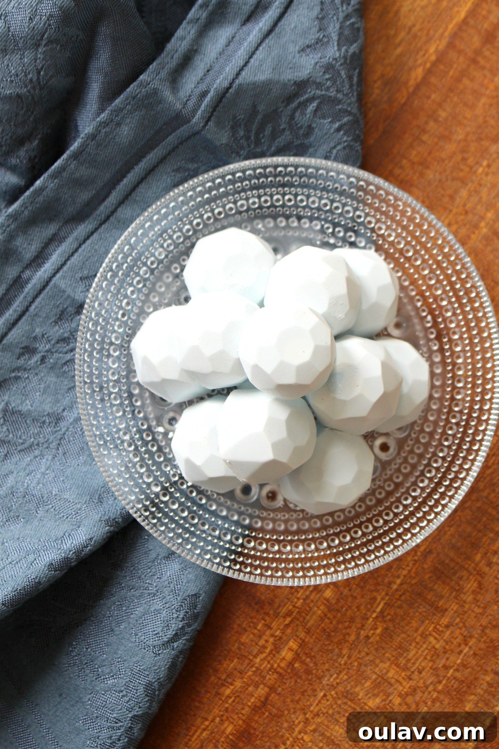 Homemade Sinus Relief Shower Steamers 7 DIY Eucalyptus Peppermint Shower Steamers