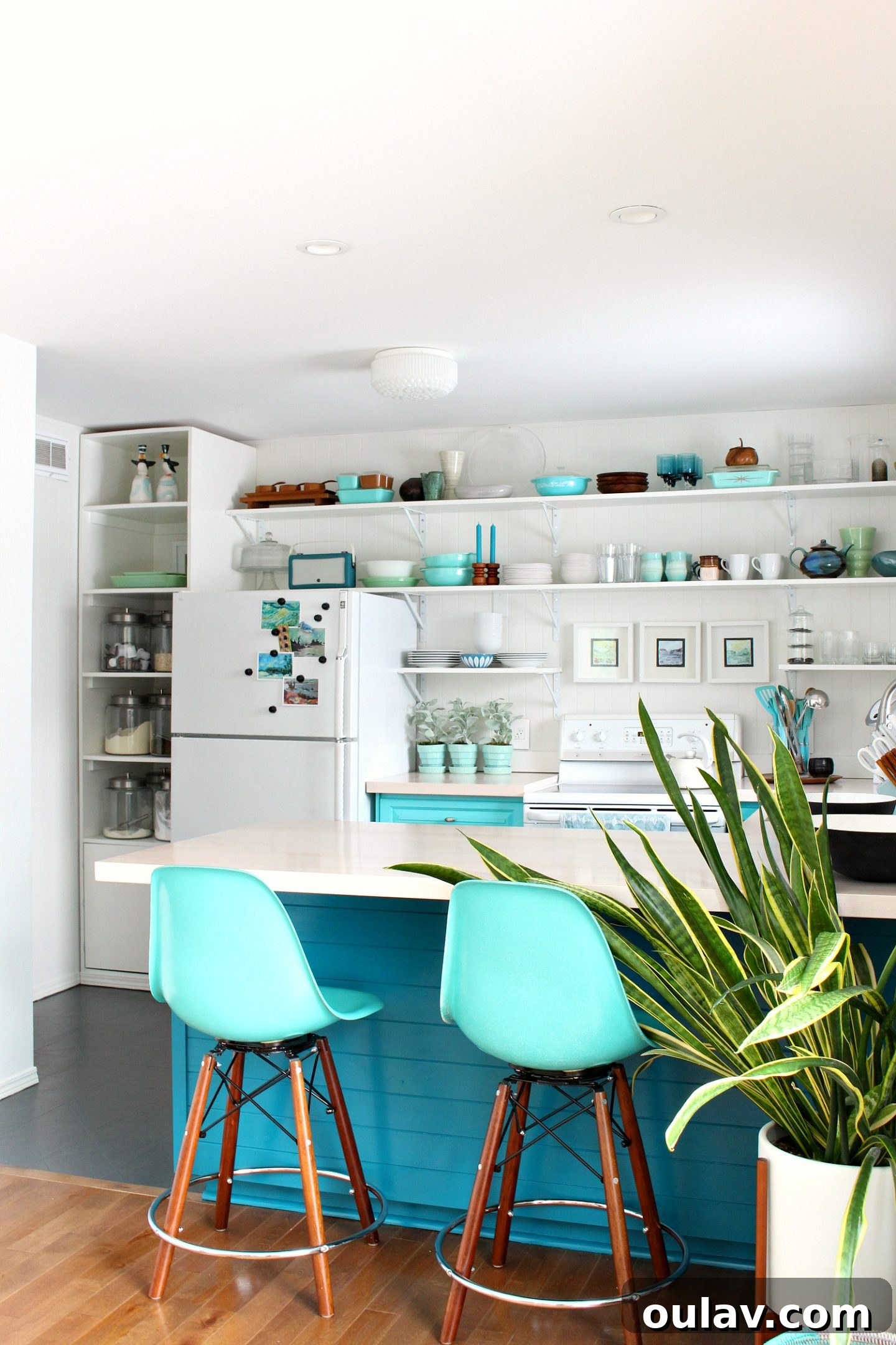 Shelf Styling Secrets for Your Dream Kitchen 7 img 295 6