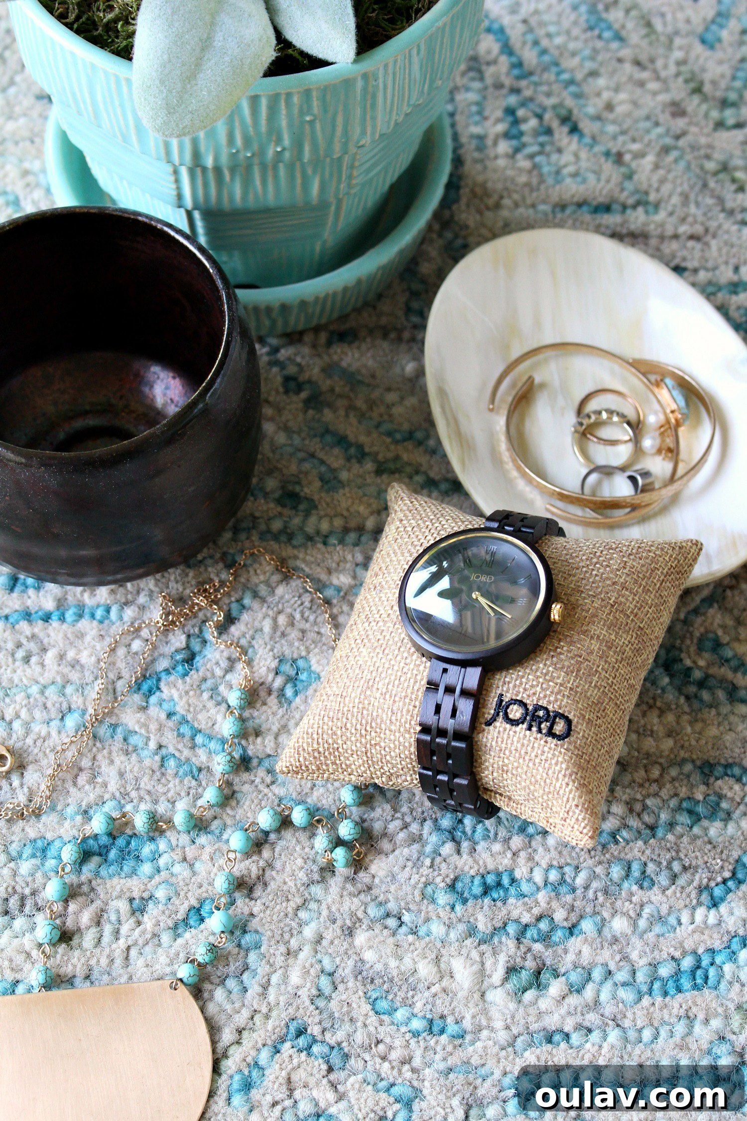 JORD Wood Watch Giveaway and Cassia Ebony Sable Hands-On Review 2 JORD Cassia Ebony & Sable Wood Watch: A Perfect Blend of Nature and Style