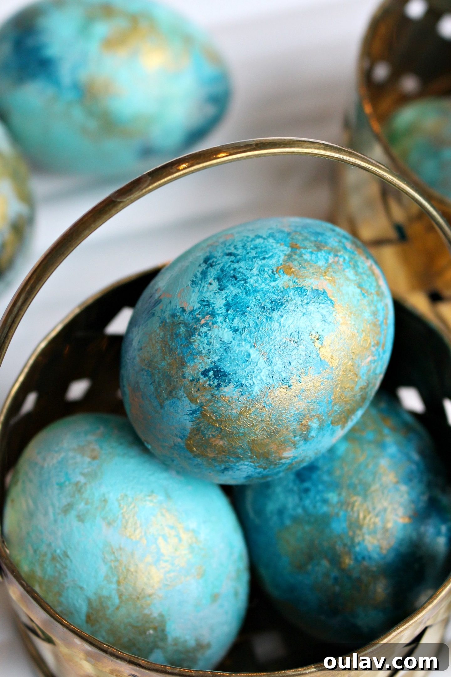 Abstract Artistry on Easter Eggs 5 Creative Hand-Painted Easter Eggs