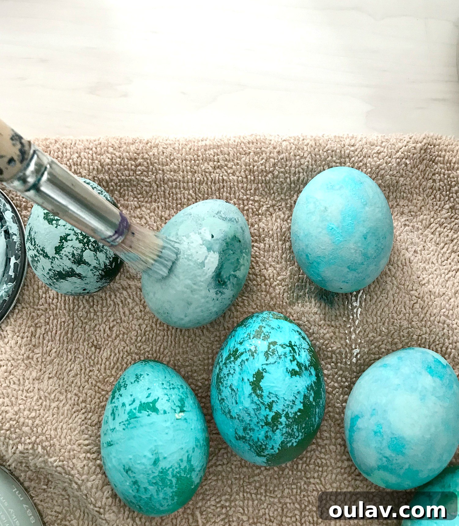 Stippling Technique for Abstract Easter Eggs