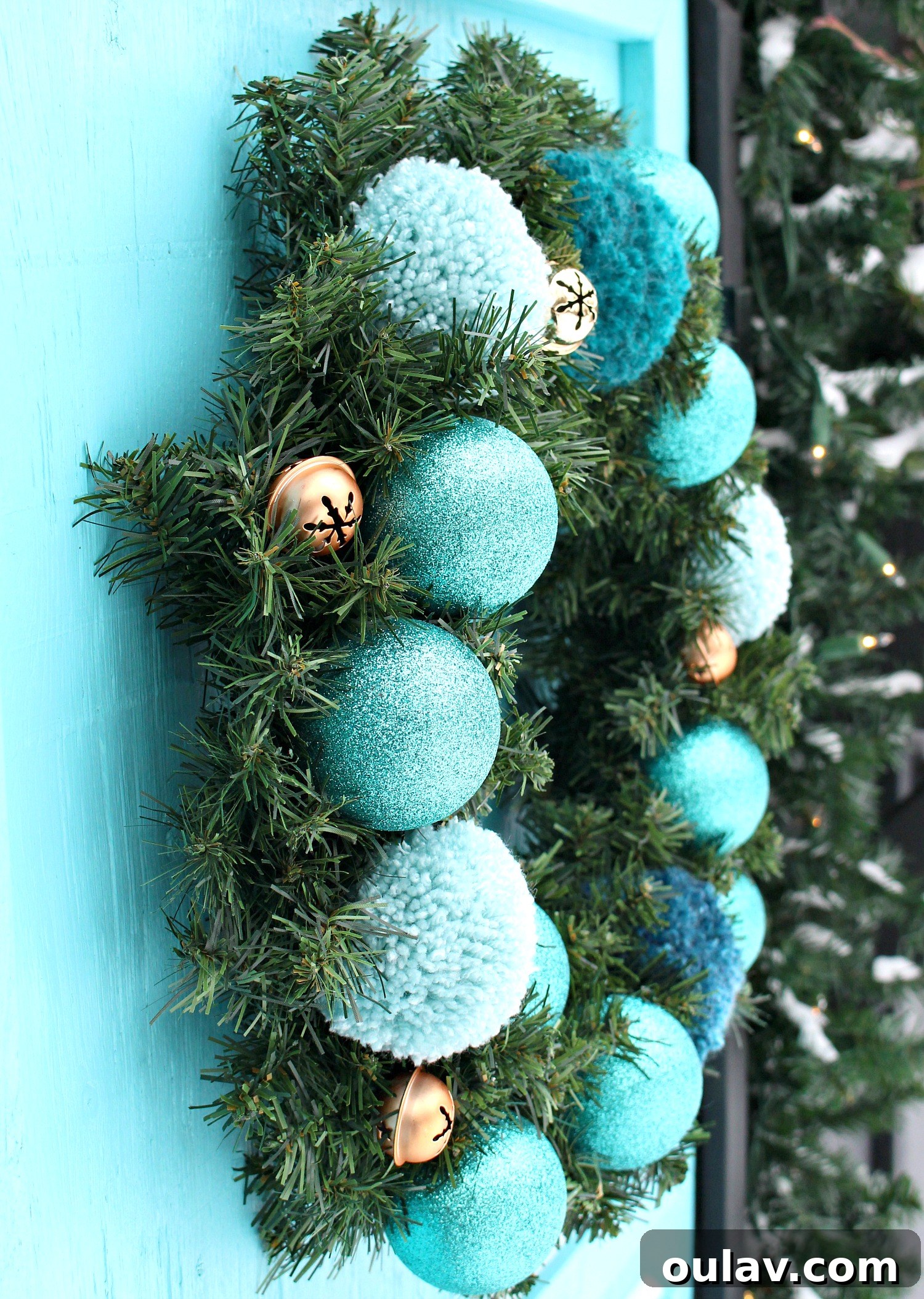 DIY Holiday Wreath Ideas for Outdoor Decor