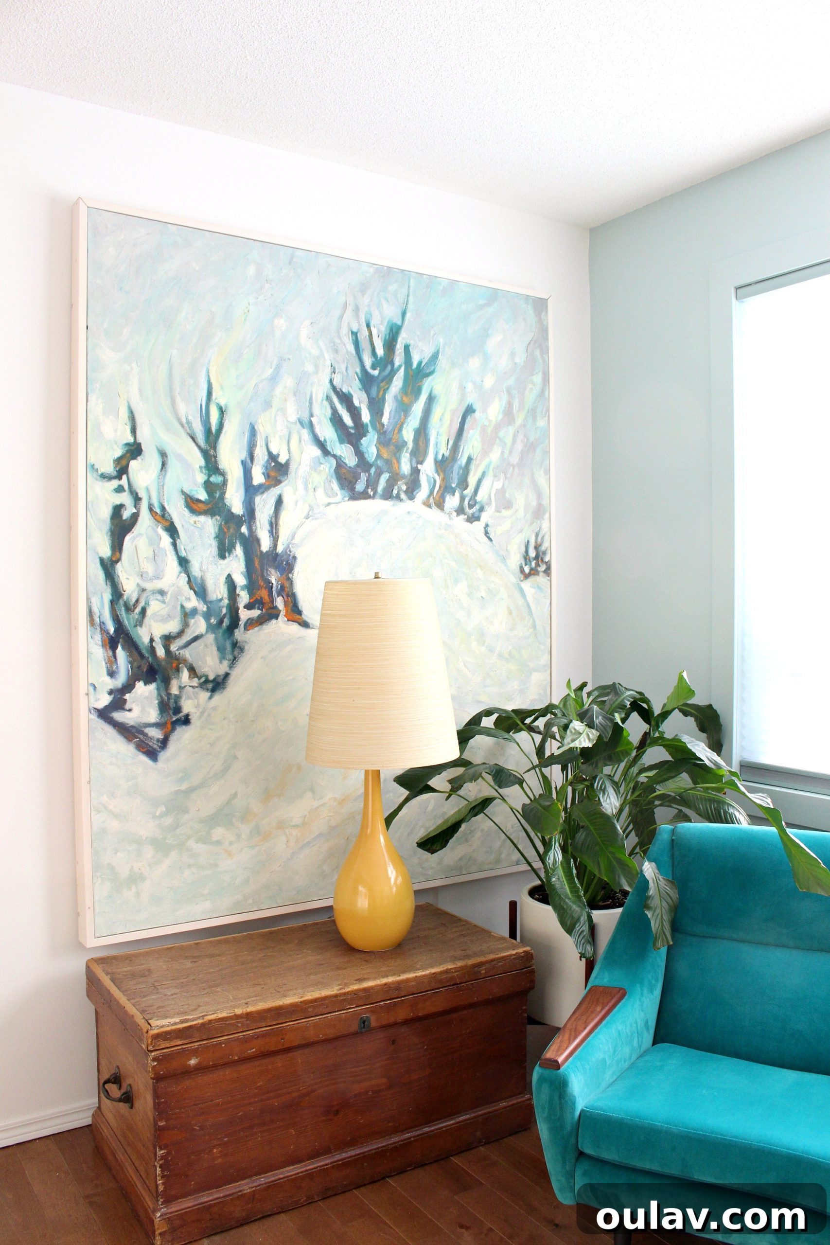 19 Top Picks from Dans le Lakehouse 2019 24 Simple DIY canvas frame enclosing a piece of modern abstract art