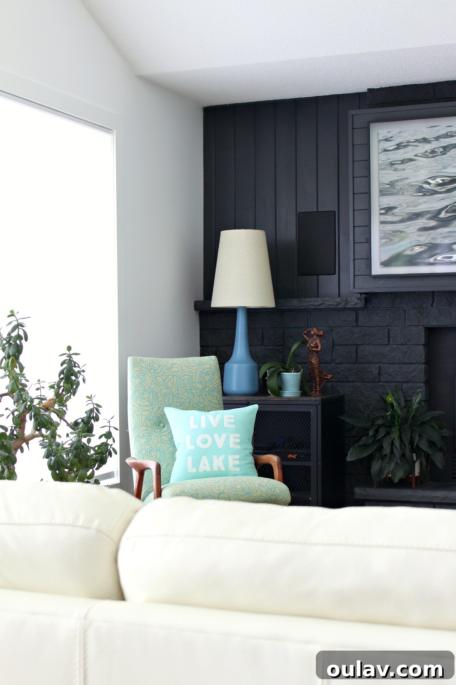 A Summer Dream Inside Our Lake House Oasis 21 Close-up of Lilacs in Lakehouse Interior