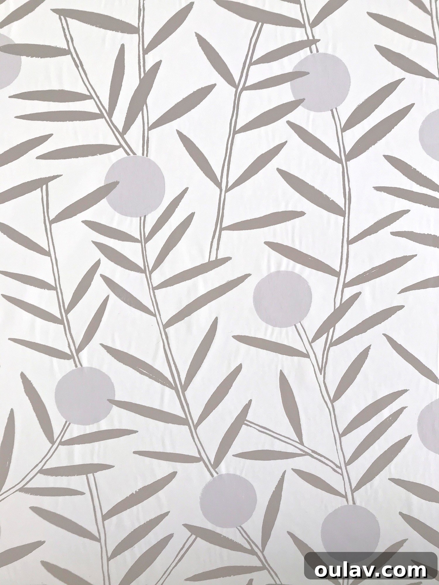 How to Smooth Wallpaper Wrinkles