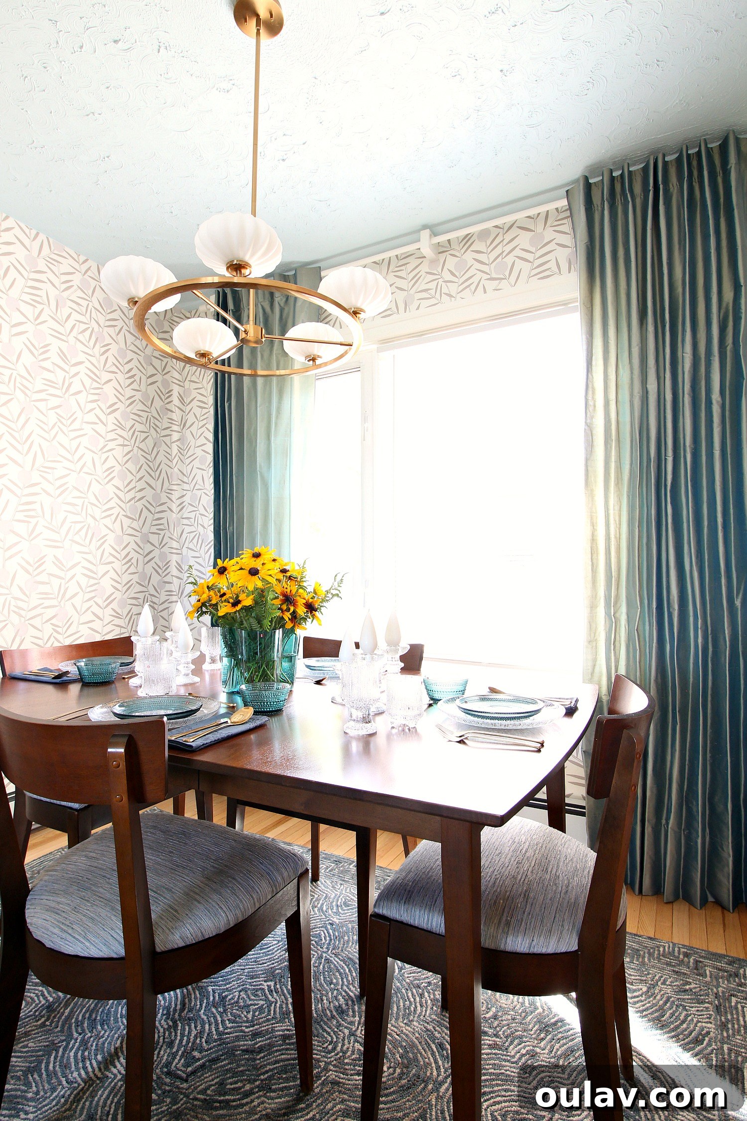 Hygge & West Wallpaper Tutorial
